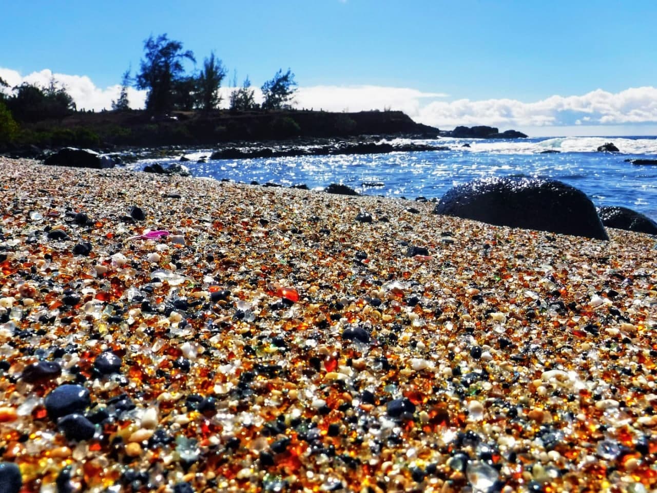 -ساحل شیشه ای از جاذبه های کالیفرنیا