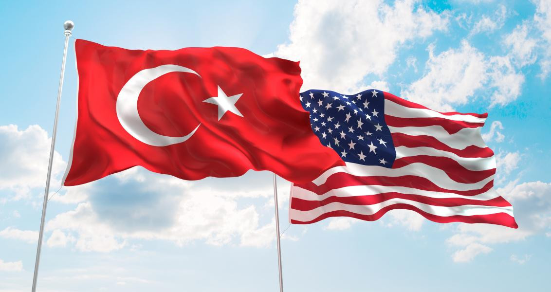 زندگی در آمریکا و ترکیه